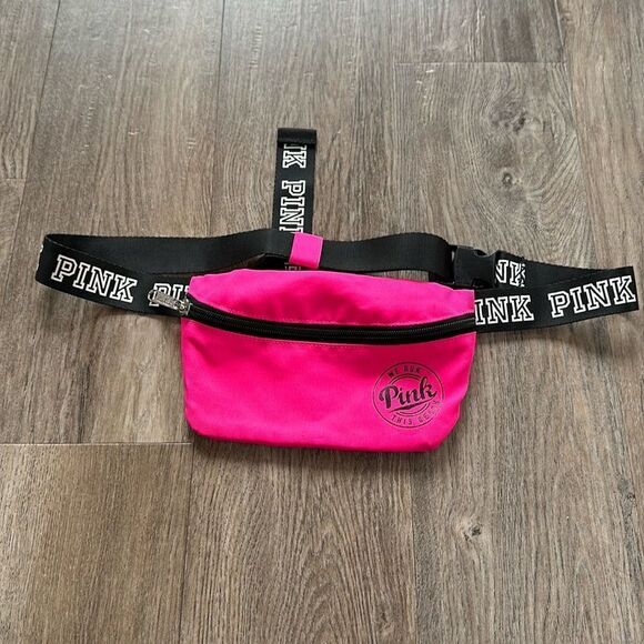 PINK Victoria Secret Fanny Pack adjustable strap - Picture 1 of 7